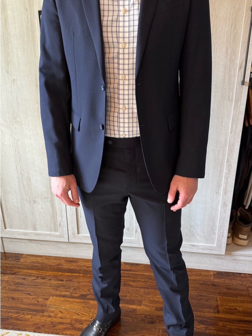 John Varvatos Navy Two-Piece Suit 38R Slim